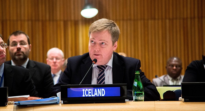 Islande: manifestation historique pour la démission du premier ministre